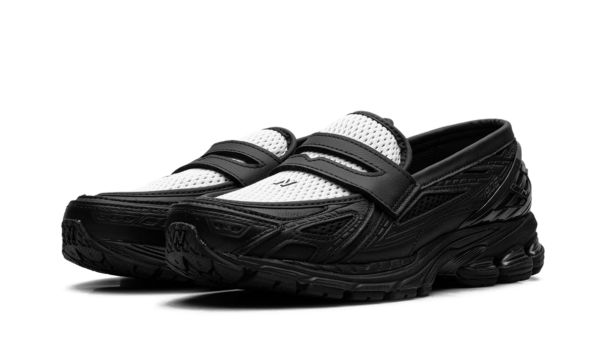 1906L Black Angora U19068G9