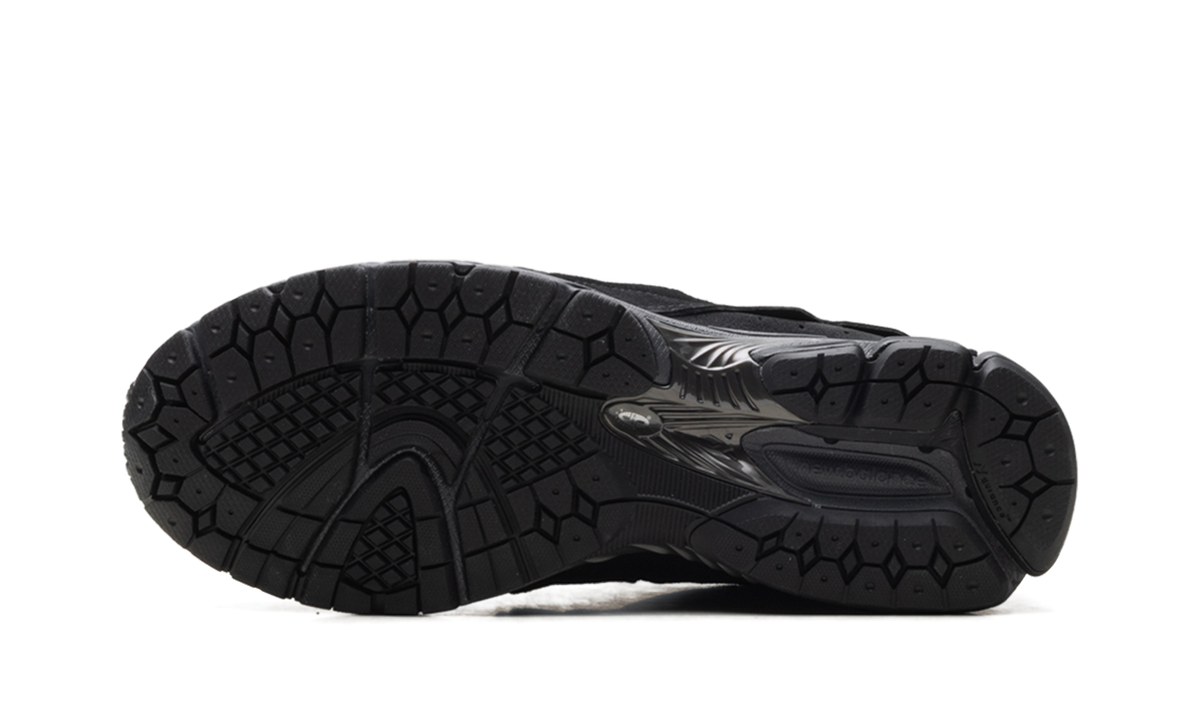 2002R Gore-Tex Protection Pack - Black U20023MB