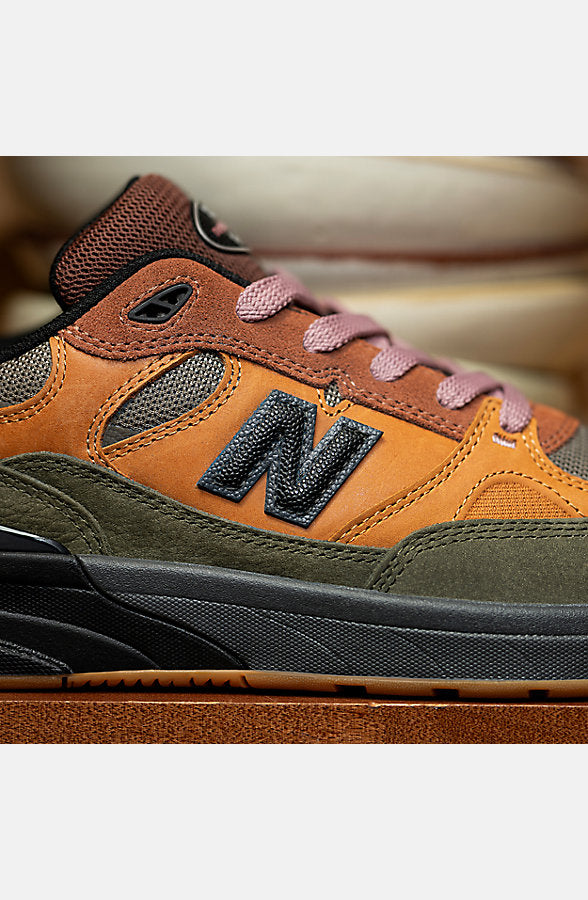 New Balance Men's Mike Gigliotti x NB Numeric 933 Reynolds Athletic Shoes - True Brown/Candy Pink
